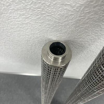 Yüksek kir tutma kapasitesi olan paslanmaz çelik lif filtre yapıştırılmış filtre kartuşu